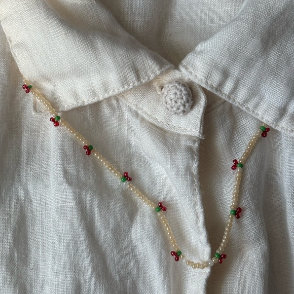 Elegant Pearl and Bead Necklace - Picture 6 of 7